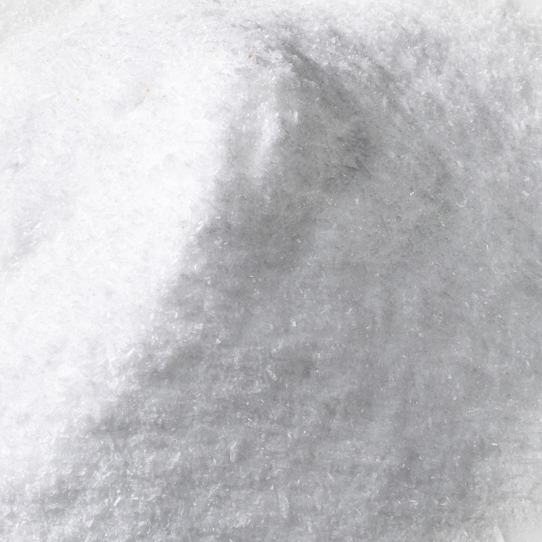 Pure pharmaceutical-grade succinic acid powder – premium antioxidant and skincare ingredient for brightening, anti-ageing, and soothing formulations.